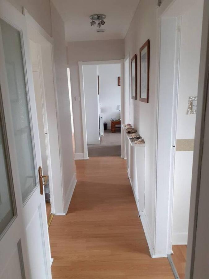 Marina View Lovely Upper 3 Bedroom Apartment Troon Esterno foto