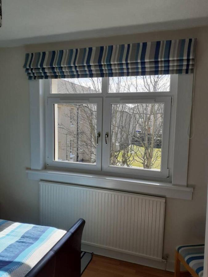 Marina View Lovely Upper 3 Bedroom Apartment Troon Esterno foto