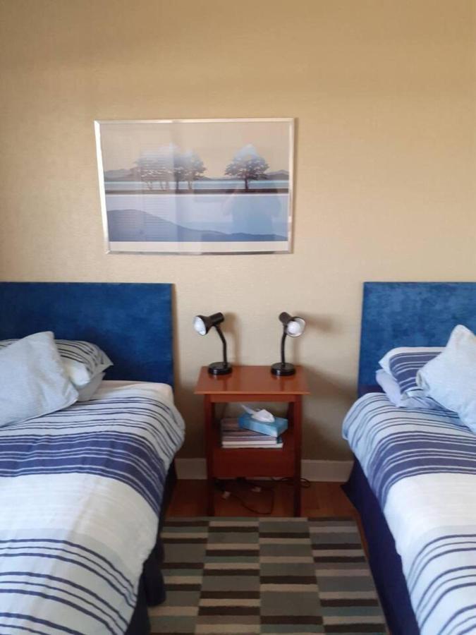 Marina View Lovely Upper 3 Bedroom Apartment Troon Esterno foto